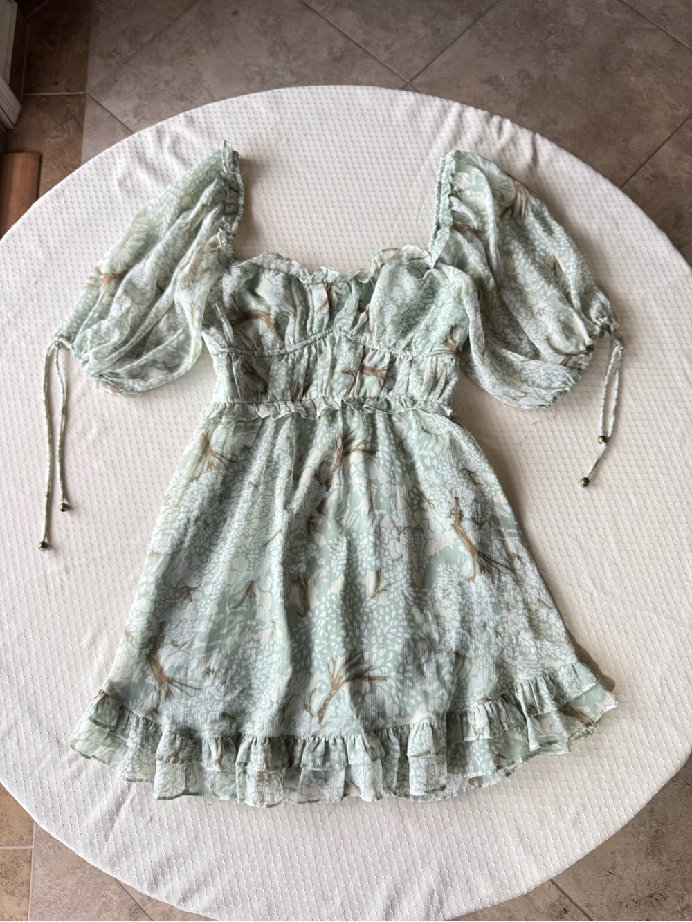 Selfie Leslie Mint Green Floral Puff-Sleeve Mini Dress